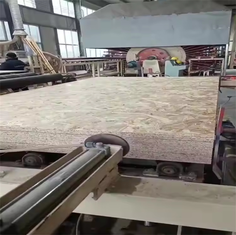 Melamine Board Supplier Chipboard Plywood Osb Plywood 4x8 Sheet Waterproof Particle Board Products
