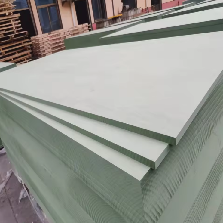 18mm High Moisture Resistant Fiberboard 1220*2440/2745mm Green Color Waterproof Mdf Hdf Wood Board